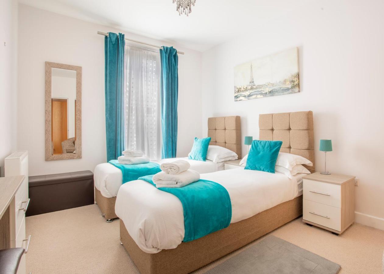 1 Bed Apartment - Redhill Central, Surrey, Gatwick #3 エクステリア 写真