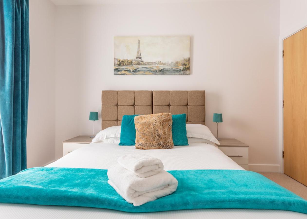 1 Bed Apartment - Redhill Central, Surrey, Gatwick #3 エクステリア 写真